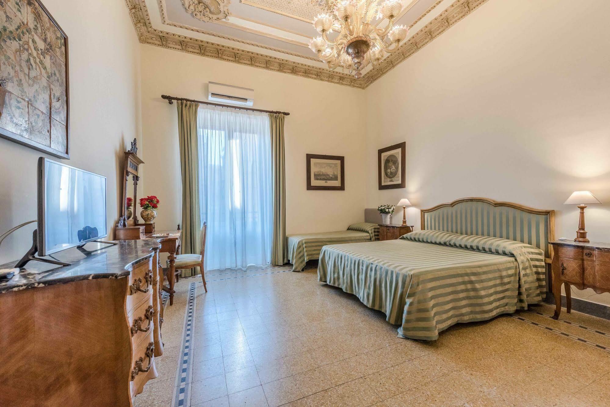Palazzo Benso Bed & Breakfast Palermo Exterior photo