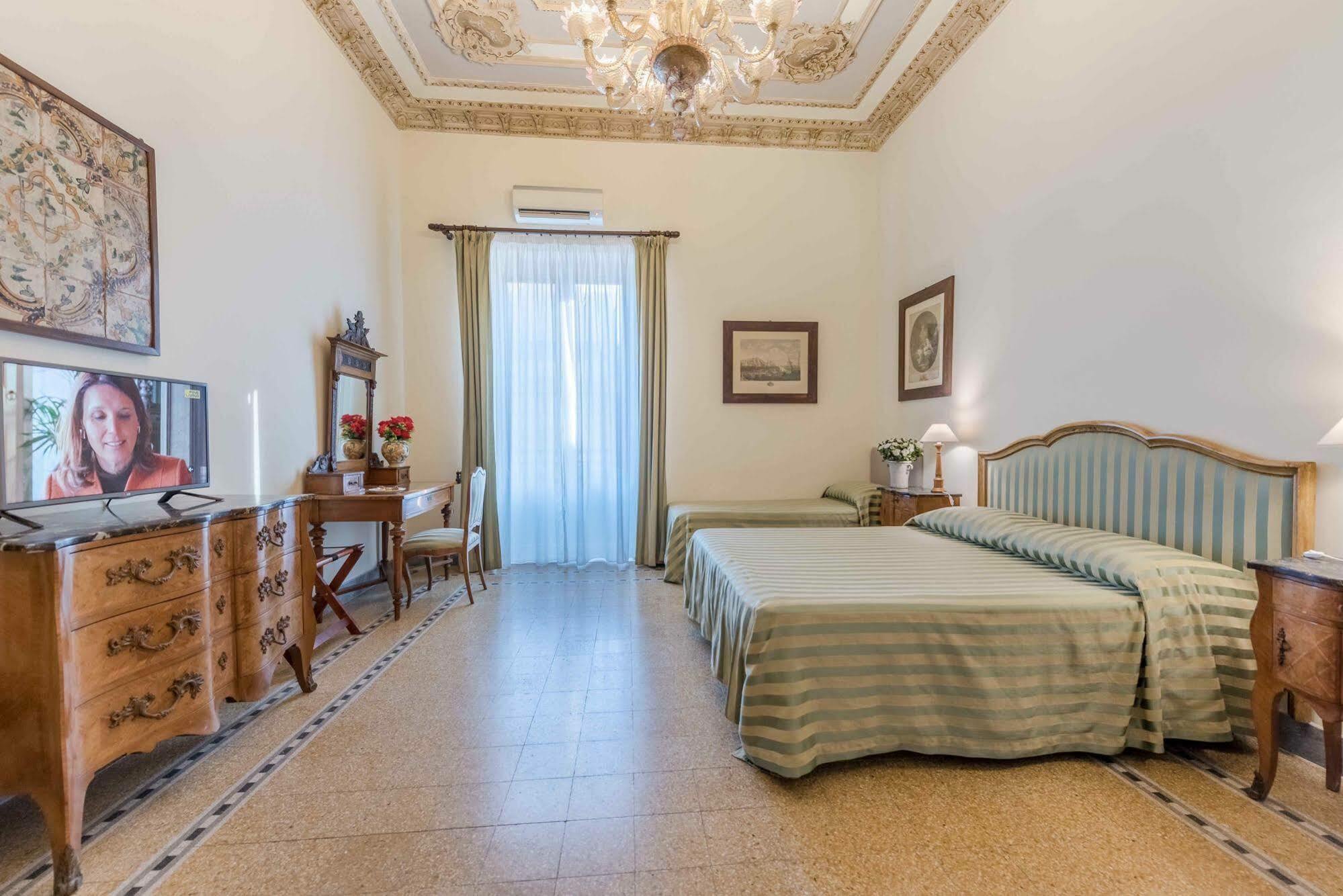Palazzo Benso Bed & Breakfast Palermo Exterior photo